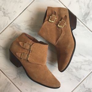 ©CAMEL | ANKLE BOOTIES©